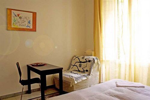 Galilei Guest House ローマ エクステリア 写真