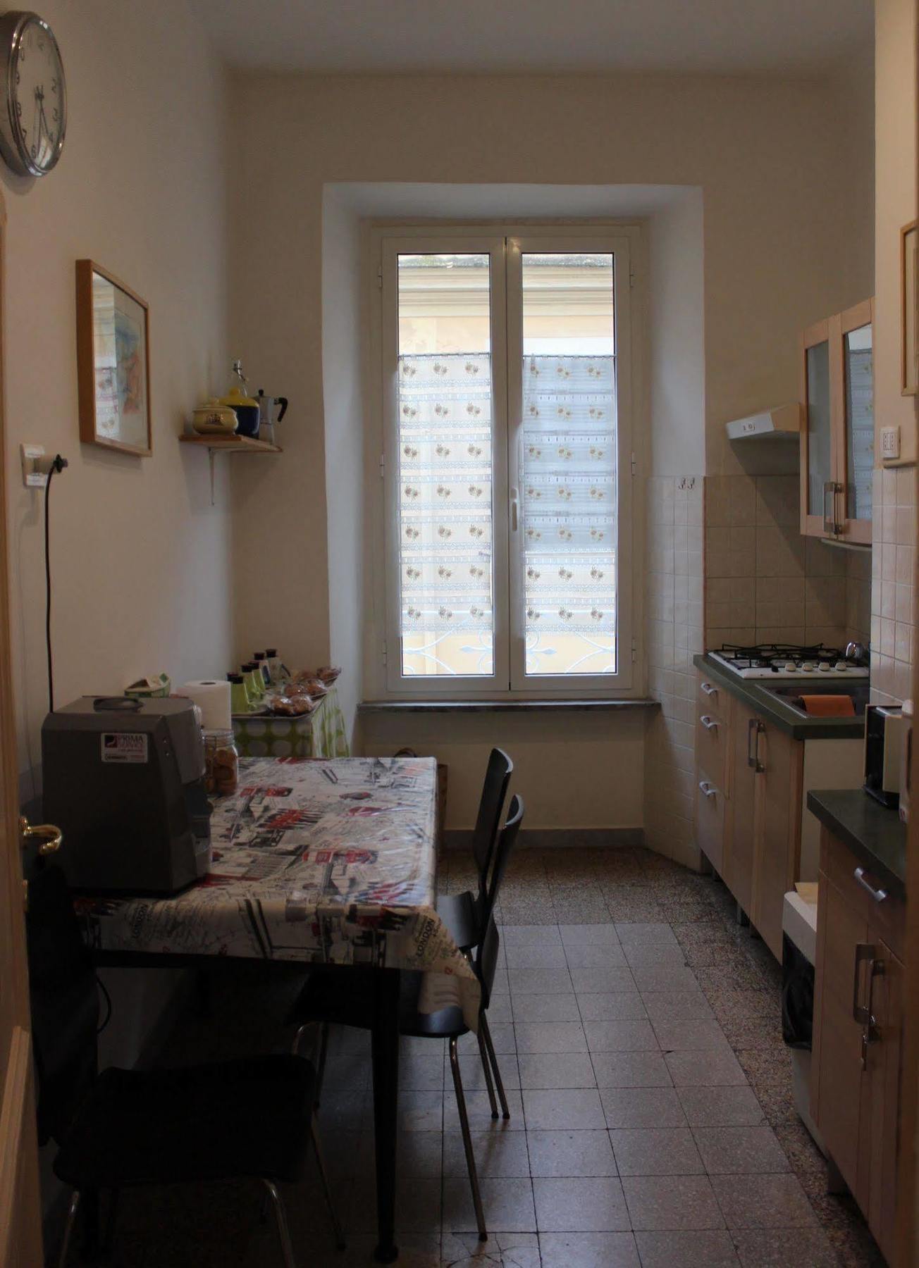 Galilei Guest House ローマ エクステリア 写真